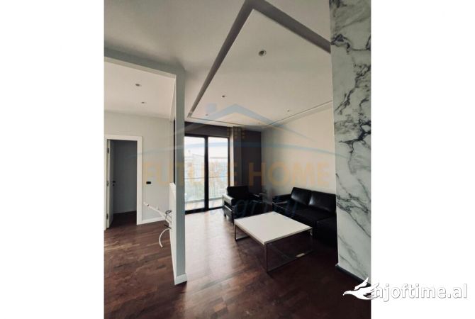 Shtepi me qera Vila Luksoze ne Tirane, 7+1, Mobilimi Bosh, pa mobiluar, Pagesa 2,500  Euro.