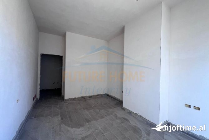 Apartment for sale in Tirana 2+1, Emty