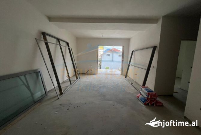 Shtepi ne shitje 2+1 ne Tirane - 201,600 Euro
