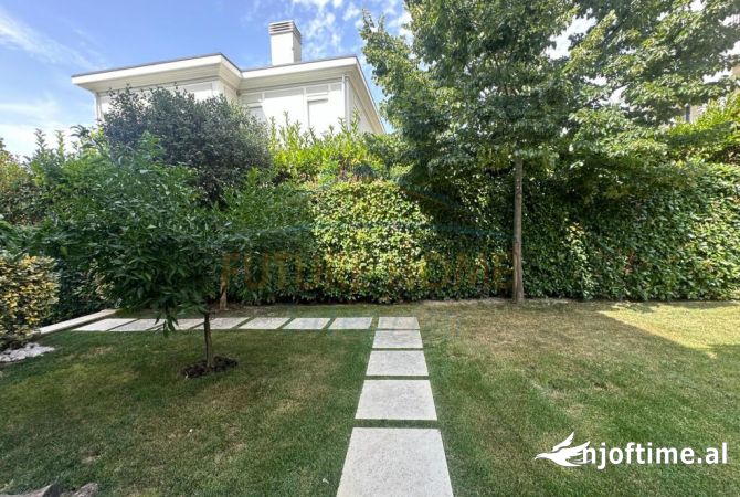 Shtepi me qera Apartament ne Tirane, 4+1, Mobilimi E mobiluar, Pagesa 4,800  Euro.