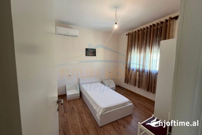 Shtepi me qera 5+1 ne Tirane - 1,100 Euro