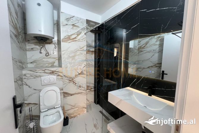 Ambjent biznesi me qera 1+1 ne Tirane - 900 Euro