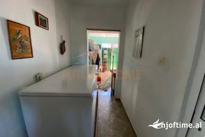 Shtepi ne shitje Shtepi Private ne Tirane, 3+1, Mobilimi E mobiluar, Pagesa 250,000  Euro.