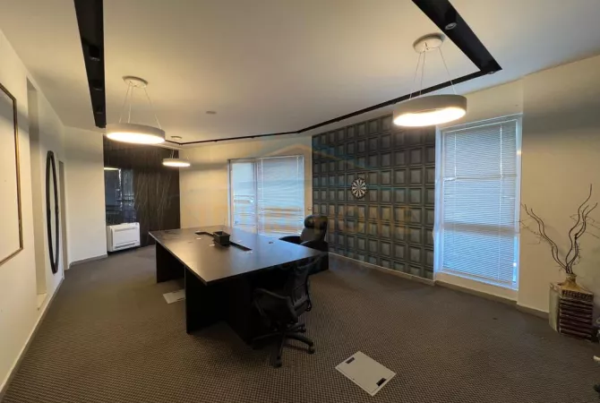 Business Property for Rent 1+1 in Tirana - 2,900 Euro