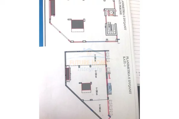Ambient biznesi ne shitje 1+1 ne Tirane - 1,390,000 Euro