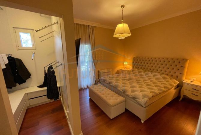 Shtepi ne shitje 2+1 ne Tirane - 260,000 Euro