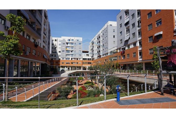 Ambient biznesi ne shitje 4+1 ne Tirane - 19,000 Euro