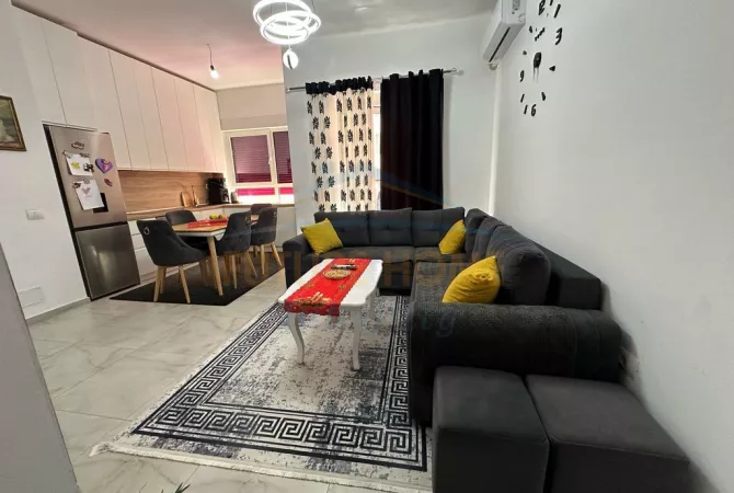 Shtepi ne shitje 2+1 ne Tirane - 136,000 Euro