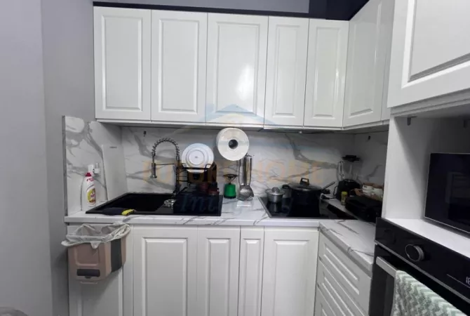 Shtepi ne shitje 1+1 ne Tirane - 135,000 Euro