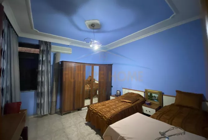 Apartment for rent in Tirana 3+1, Emty