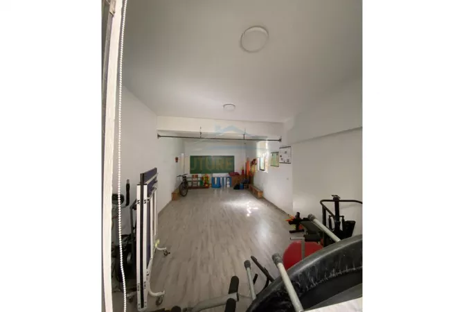 Apartment for rent in Tirana 3+1, Emty