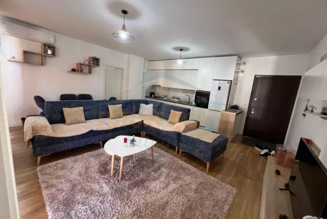 Shtepi me qera 1+1 ne Tirane - 400 Euro