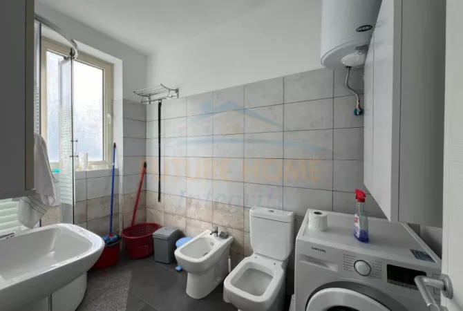 Shtepi me qera 1+1 ne Tirane - 400 Euro