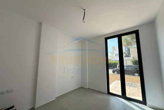 Shtepi ne shitje 4+1 ne Durres - 1,100,000 Euro