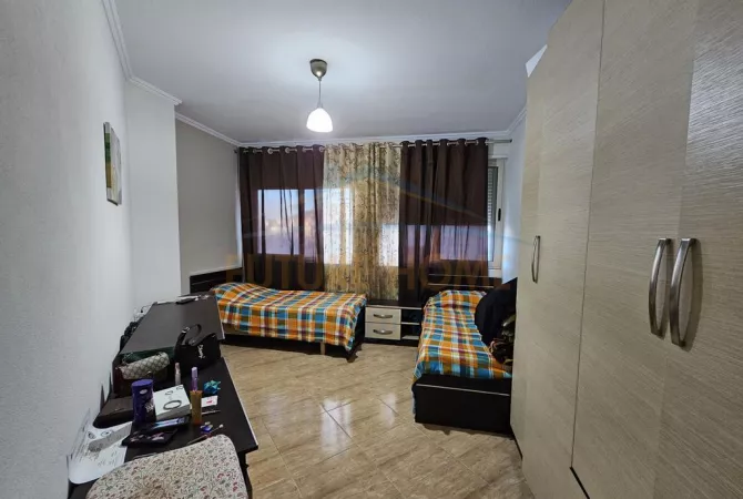 Shtepi ne shitje 2+1 ne Tirane - 129,000 Euro