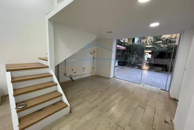 Ambient biznesi me qera 1+1 ne Tirane - 1,300 Euro