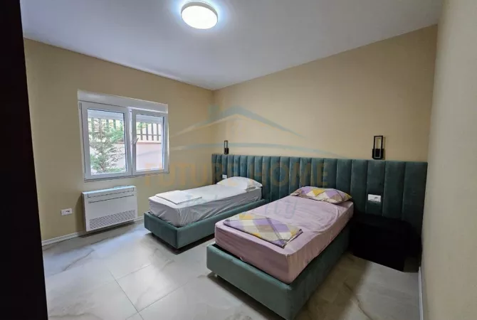 Shtepi me qera Apartament ne Tirane, 2+1, Mobilimi E mobiluar, Pagesa 100,000  Leke.