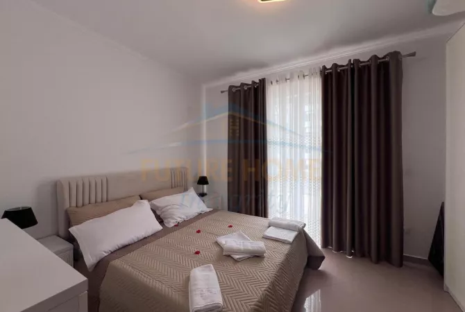 Shtepi me qera 2+1 ne Tirane - 780 Euro