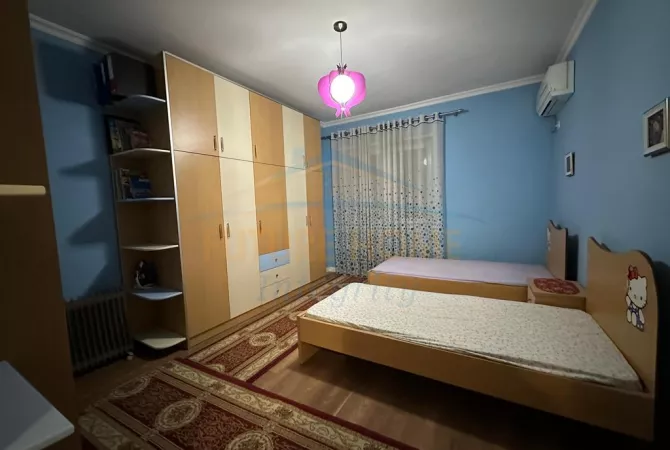Shtepi me qera 2+1 ne Tirane - 600 Euro