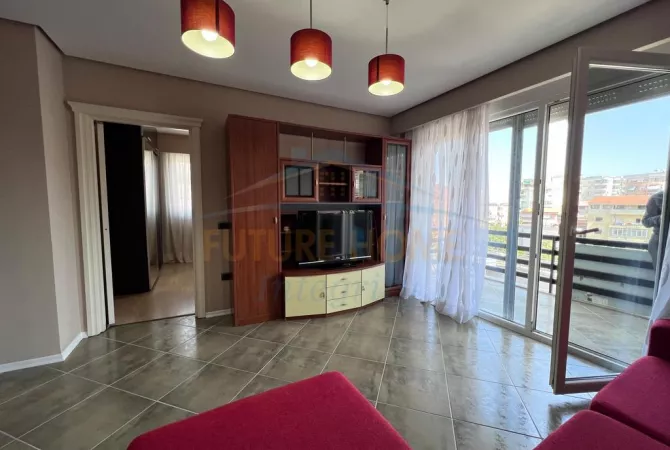 Shtepi me qera 2+1 ne Tirane - 700 Euro