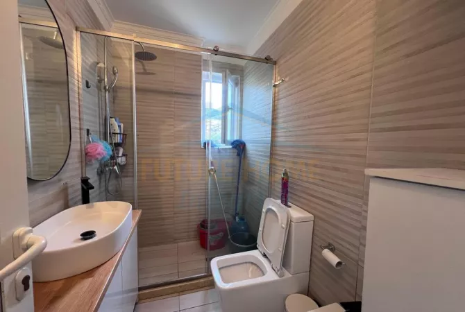 Shtepi me qera 2+1 ne Tirane - 700 Euro