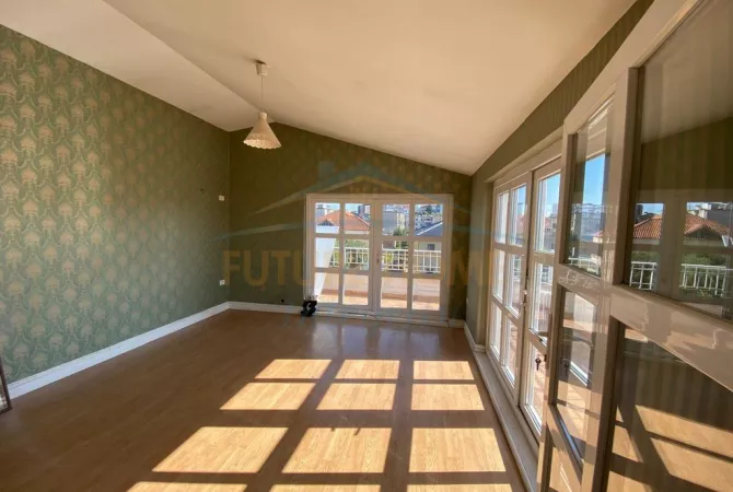 Luxury villas for rent in Tirana 7+1, Emty