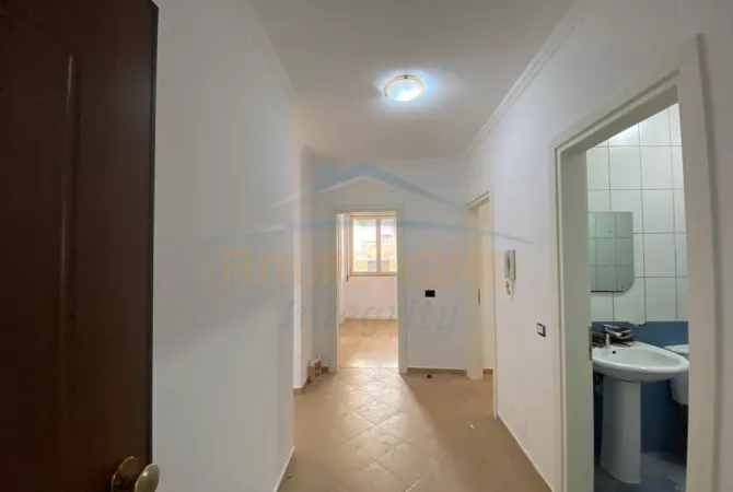 Shtepi me qera 2+1 ne Tirane - 500 Euro