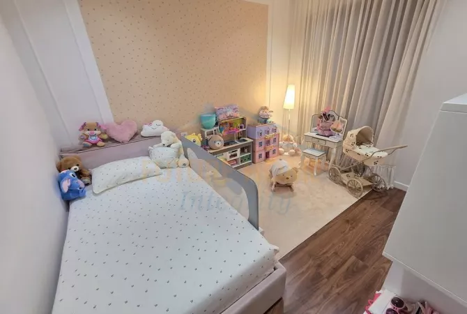 Shtepi ne shitje 3+1 ne Tirane - 750,000 Euro