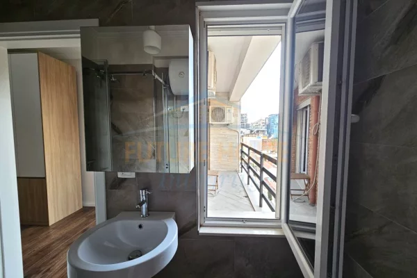 Shtepi me qera Apartament ne Tirane, 2+1, Mobilimi E mobiluar, Pagesa 800  Euro.