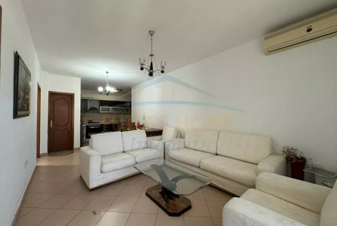 Shtepi ne shitje 2+1 ne Tirane - 210,000 Euro