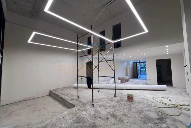 Qera, Ambient Biznesi, Rezidenca Erli, Tirane.