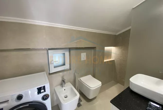 Shtepi me qera Apartament ne Tirane, 2+1, Mobilimi E mobiluar, Pagesa 1,000  Euro.