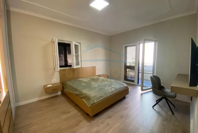 Shtepi me qera Apartament ne Tirane, 2+1, Mobilimi E mobiluar, Pagesa 1,000  Euro.