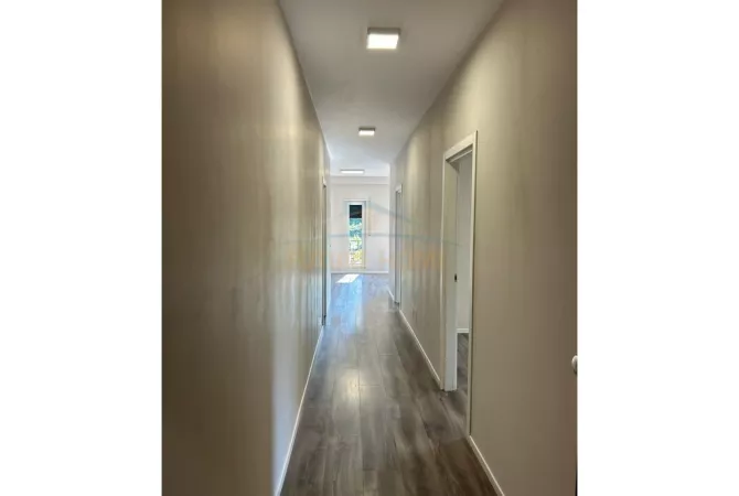 Shtepi ne shitje 2+1 ne Tirane - 230,000 Euro