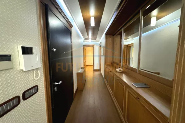 Shtepi me qera 2+1 ne Tirane - 2,000 Euro
