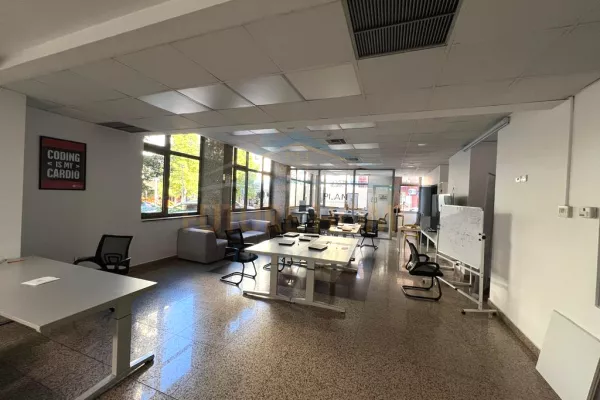 Business Property for Rent 3+1 in Tirana - 4,250 Euro