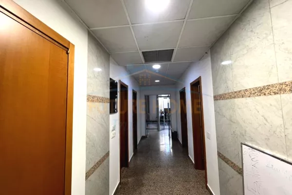 Business Property for Rent 3+1 in Tirana - 4,250 Euro