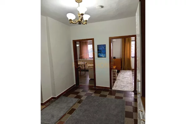 Shtepi me qera Apartament ne Tirane, 2+1, Mobilimi E mobiluar, Pagesa 600  Euro.