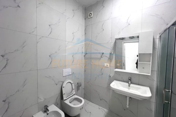 Shtepi me qera 2+1 ne Tirane - 450 Euro