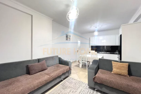 Shtepi ne shitje 2+1 ne Tirane - 135,000 Euro