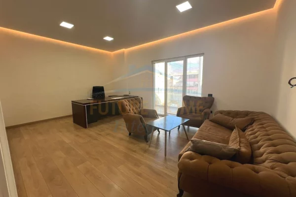 Business Property for Rent 3+1 in Tirana - 1,800 Euro
