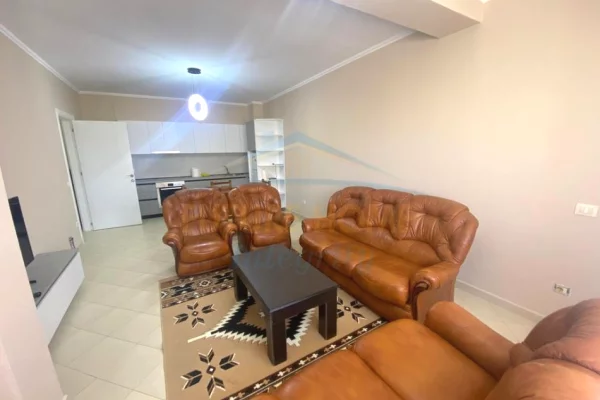 Casa in affitto 1+1 a Tirana - 35,000 Leke