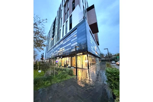 Ambient biznesi ne shitje 1+1 ne Tirane - 1,400 Euro