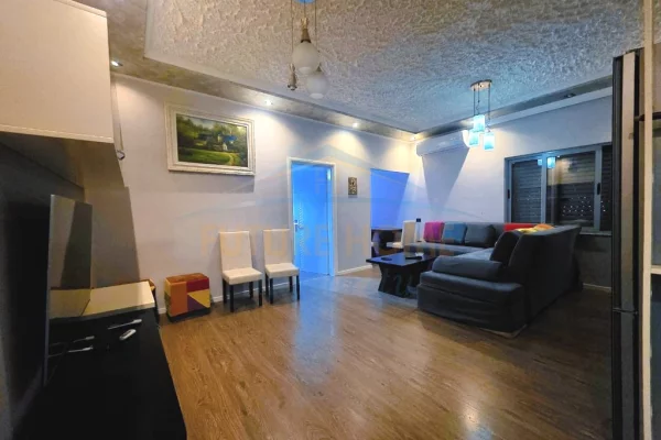 Shtepi me qera 2+1 ne Tirane - 550 Euro