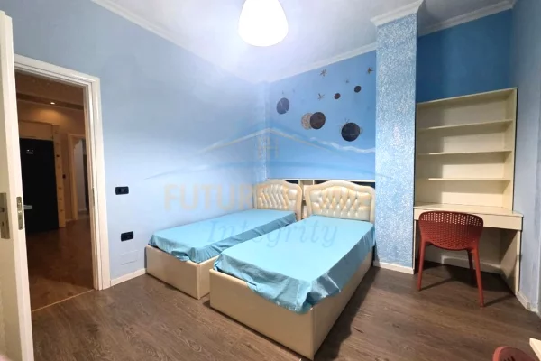 Shtepi me qera 2+1 ne Tirane - 550 Euro