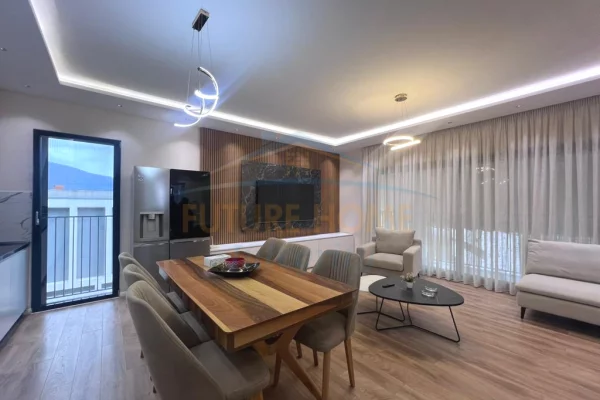 Shtepi me qera 2+1 ne Tirane - 1,500 Euro