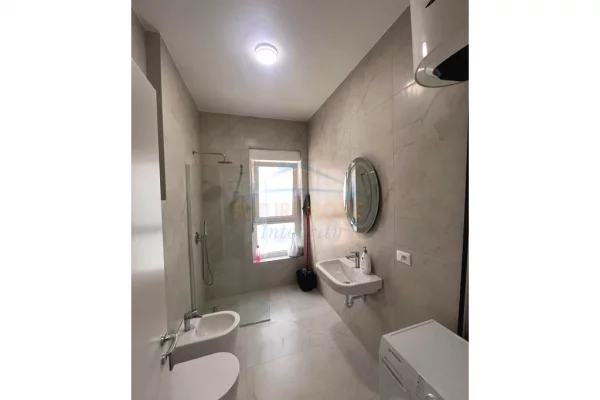 Shtepi me qera 1+1 ne Tirane - 450 Euro