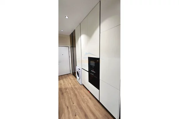 Shtepi me qera Garsoniere ne Tirane - 400 Euro