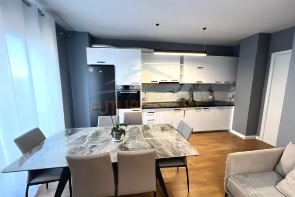 Shtepi me qera Apartament ne Tirane, 2+1, Mobilimi E mobiluar, Pagesa 70,000  Leke.