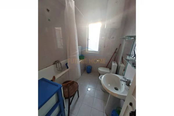 Shtepi ne shitje 1+1 ne Tirane - 100,000 Euro